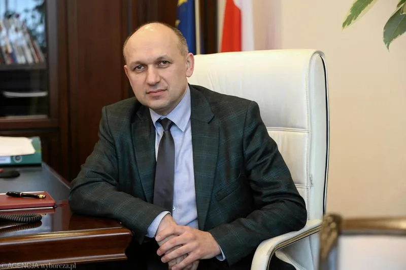 Nowy lider edukacji w Szczecinie – kim jest kurator oświaty?