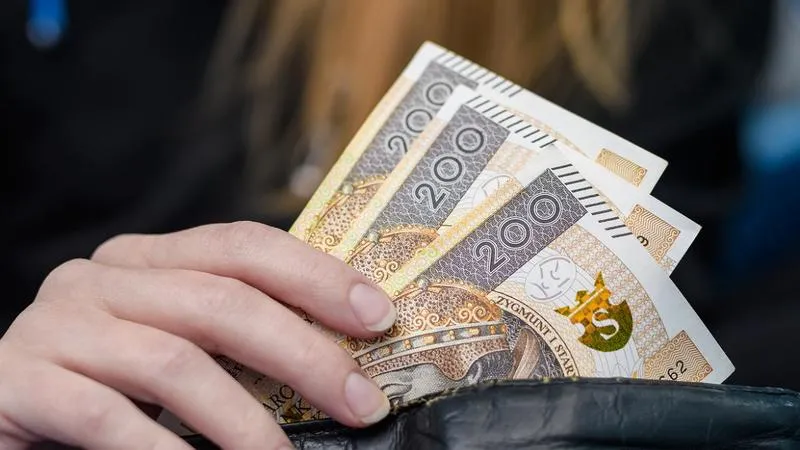 Przemysł technologiczny rynek pracy i zarobki