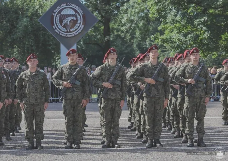 Studia wojskowe i obligacje